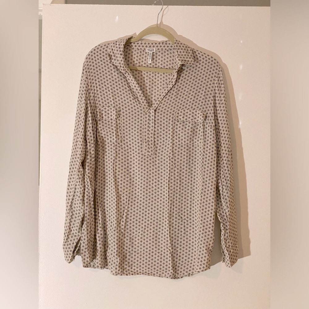 Splendid Nordstrom Roll Tab Diamond Dot Lightweight Shirt Blouse Size L - Picture 5 of 5